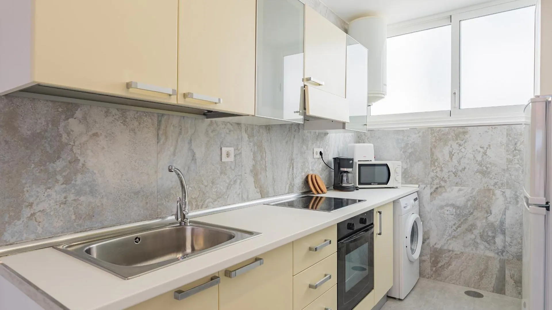 2Br Azahara Dream - Pool & Seaviews Appartement Arona  0*, Arona (Tenerife) Spanje