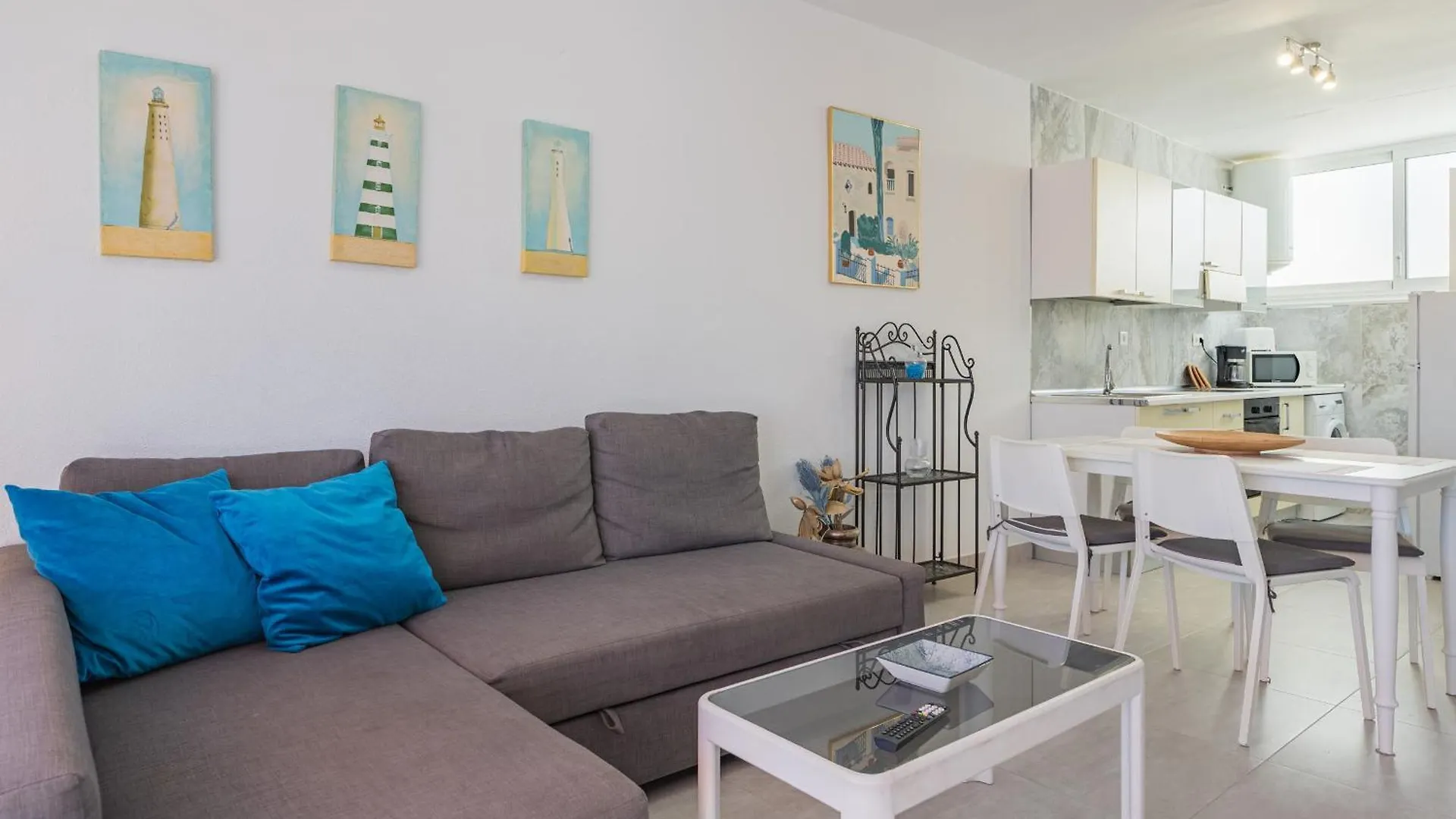 2Br Azahara Dream - Pool & Seaviews Apartamento Arona  0*, Arona (Tenerife)